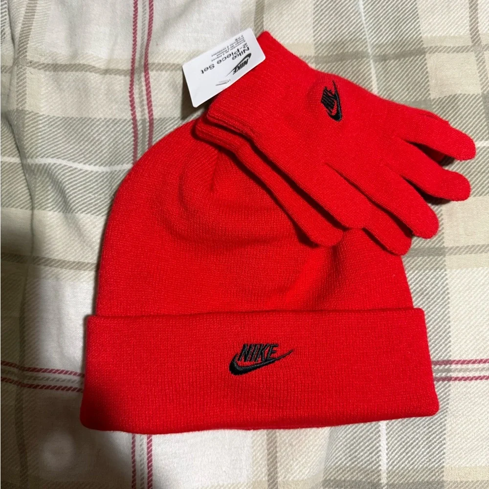 Nike Kids Red Hat and Gloves Set